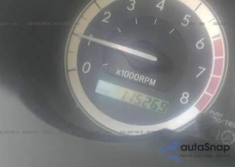 2004 Toyota Sienna Le z USA, uszkodzony, nr VIN 5TDZA23C94S075465